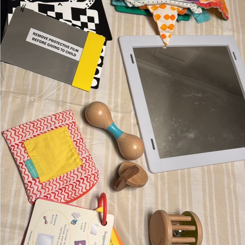 Lovevery 3-4 Month Playthings